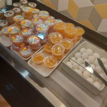 Hyatt Place Seattle/Downtown - Breakfast options - Hotels Near Me - Seattle, Washington