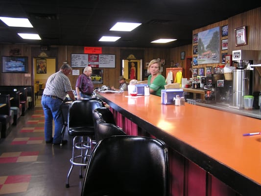 Twin Oaks BBQ by null