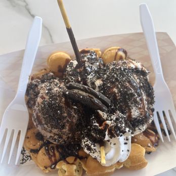 Waffle Drop - Oreo Explosion - Desserts Near Me - Greenville, South Carolina