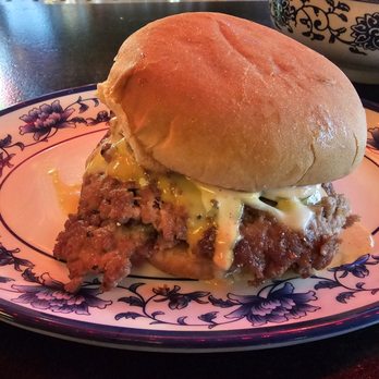 King BBQ - $10 happy hour burger special. Also comes with a beer. - Barbeque Near Me - North Charleston, South Carolina King BBQ - $10 happy hour burger special. Also comes with a beer. - Barbeque Near Me - North Charleston, South Carolina