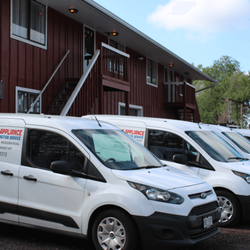 Lee's Appliance & Refrigeration Service - Front of Office
