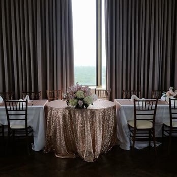 Events by Carlos - Beautiful centerpiece for my head table and I love my sequin linens! - Wedding Planning Near Me - Dallas, Texas