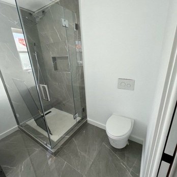 J's Custom Glass - Guest bath - Windows Installation Near Me J's Custom Glass - Guest bath - Windows Installation Near Me