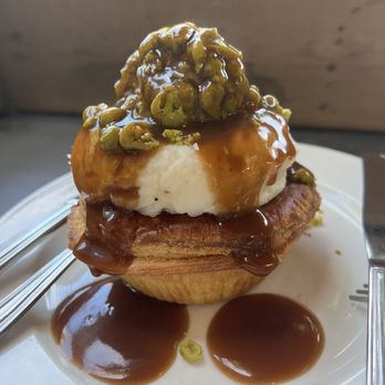 Peaked Pies - Traditional Aussie- peaked - Australian Near Me - Vancouver, British Columbia Peaked Pies - Traditional Aussie- peaked - Australian Near Me - Vancouver, British Columbia