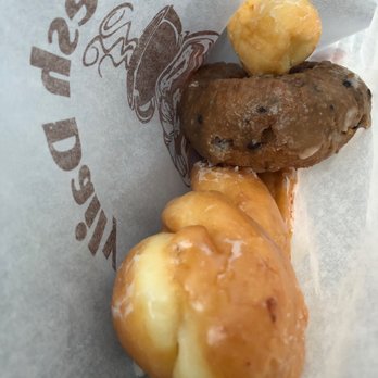 Star Donuts - Donuts Near Me - Newbury Park, California Star Donuts - Donuts Near Me - Newbury Park, California