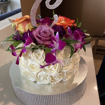 Brookings Blooms - Cake flowers - Florists Near Me - Brookings, Oregon Brookings Blooms - Cake flowers - Florists Near Me - Brookings, Oregon