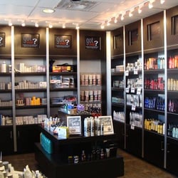 The Head Shoppe - The retail and guest services area.