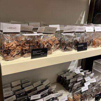 Läderach chocolatier suisse - Chocolatiers & Shops Near Me - Orlando, Florida Läderach chocolatier suisse - Chocolatiers & Shops Near Me - Orlando, Florida