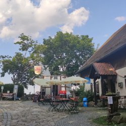 Burg Falkenstein - Wenn man reinkommt