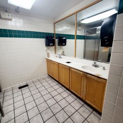 West Winds Truck Stop - Women's Restroom