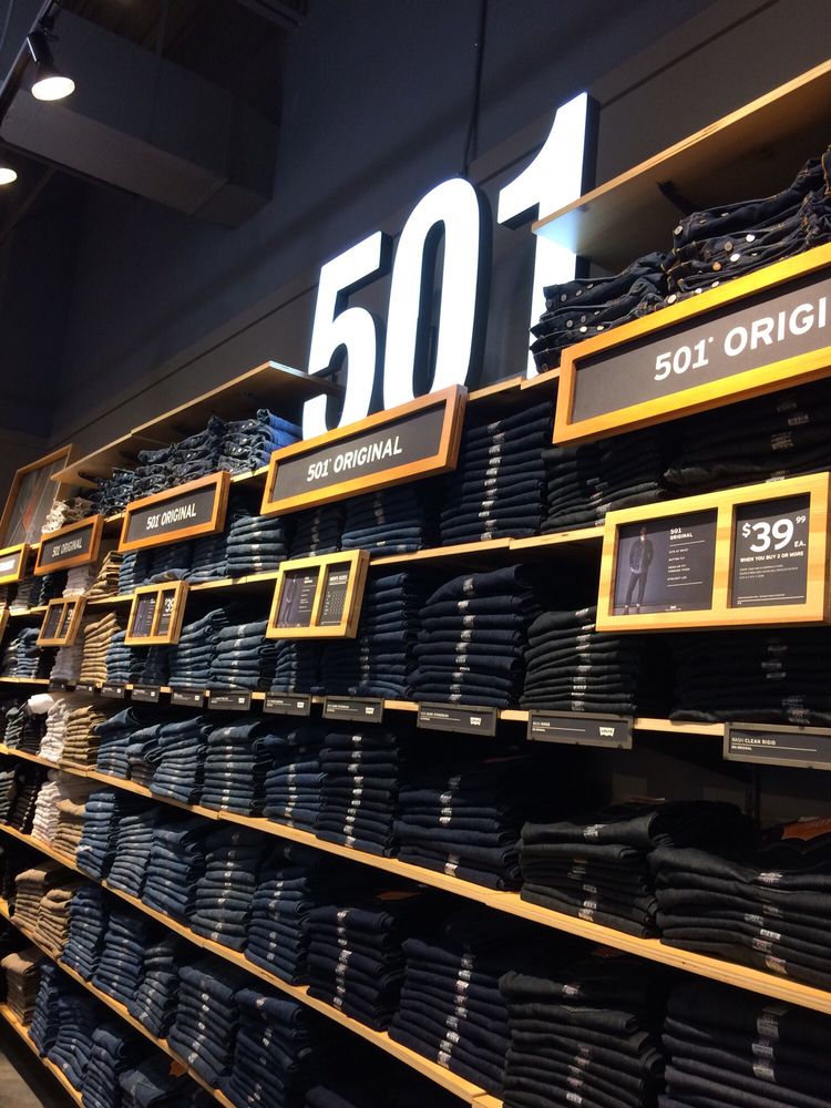 LEVI’S OUTLET STORE Updated May 2024 1000 Tanger Dr, Locust Grove