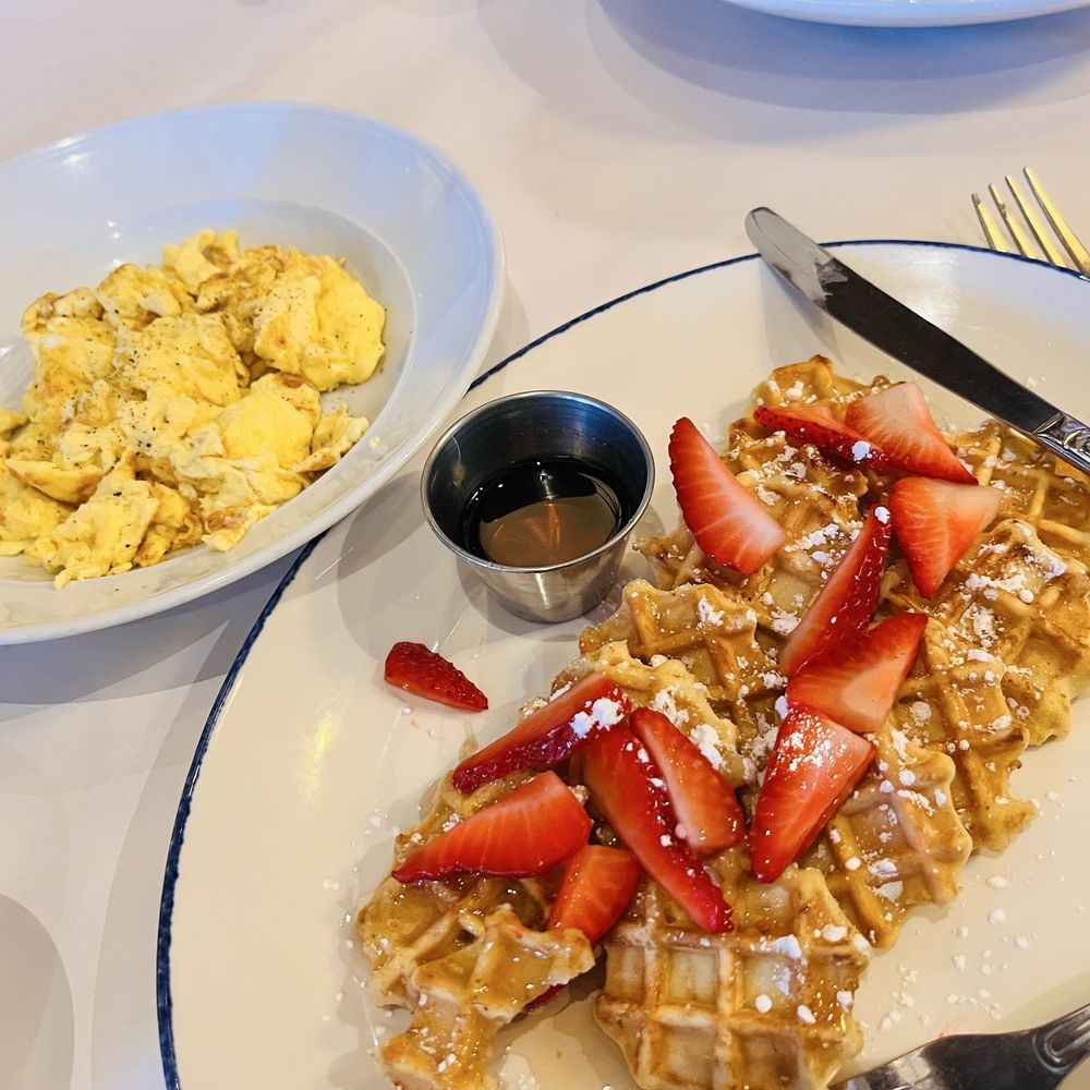 Berry Waffles + Eggs Berry Waffles + Eggs