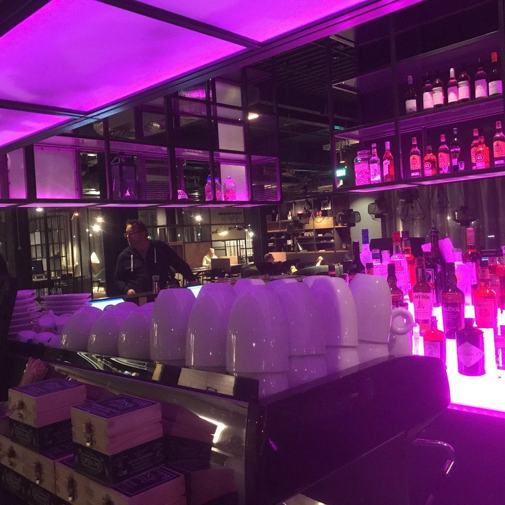 Moxy London Heathrow Airport - Hotels Near Me - Hounslow, XGL Moxy London Heathrow Airport - Hotels Near Me - Hounslow, XGL
