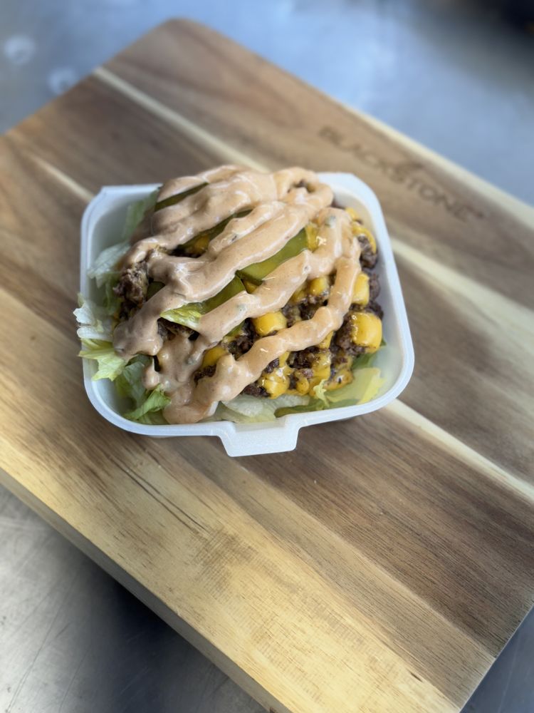 Ironmikes Food Truck Logo