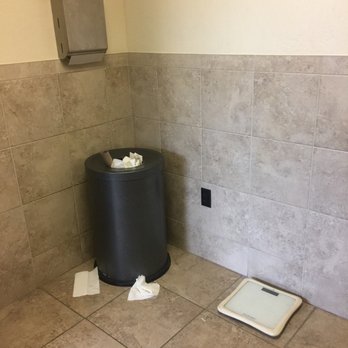 Anytime Fitness - Another full trash in bathroom + no tp - Gyms Near Me - Highland, Utah