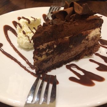Da Mario Restaurant - Black Forest cake - Italian Near Me - London, XGL Da Mario Restaurant - Black Forest cake - Italian Near Me - London, XGL