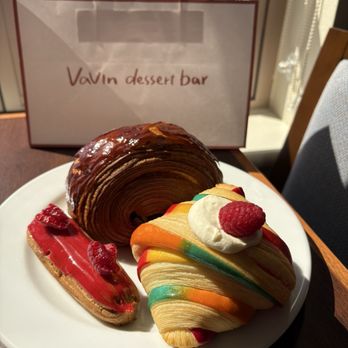 Vavin Dessert Bar - Raspberry eclair, chocolate croissant, rainbow croissant - Bakeries Near Me - Honolulu, Hawaii Vavin Dessert Bar - Raspberry eclair, chocolate croissant, rainbow croissant - Bakeries Near Me - Honolulu, Hawaii