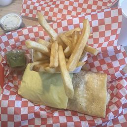Steak & chorizo Burrito & fries