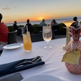Kamuela Provision Company - Sunset and drinks - Wine Bars Near Me - Waikoloa, Hawaii Kamuela Provision Company - Sunset and drinks - Wine Bars Near Me - Waikoloa, Hawaii