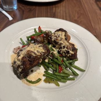 Boure Restaurant - Jerk chicken with green beans - New American Near Me - Oxford, Mississippi