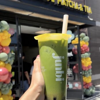 Junbi - matcha peach latte - Coffee & Tea Near Me - West Covina, California