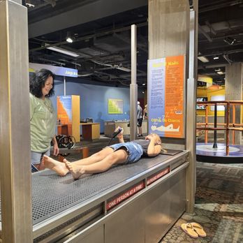 Arizona Science Center - Bed of nails - Children's Museums Near Me - Phoenix, Arizona