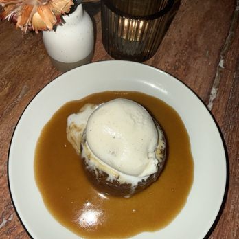 Little Ruby's Dallas - Sticky date pudding - Australian Near Me - Dallas, Texas Little Ruby's Dallas - Sticky date pudding - Australian Near Me - Dallas, Texas