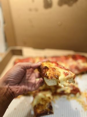 Andrew's American Pizza Kitchen by null