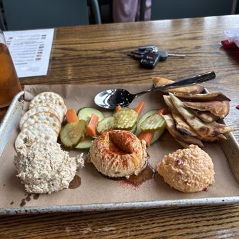 Peaceful Side Social - Trio of Dips! - Breweries Near Me - Townsend, Tennessee Peaceful Side Social - Trio of Dips! - Breweries Near Me - Townsend, Tennessee