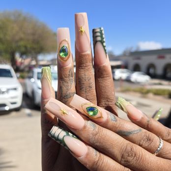 Radiant Nails & Spa - Nail Salons Near Me - Chandler, Arizona