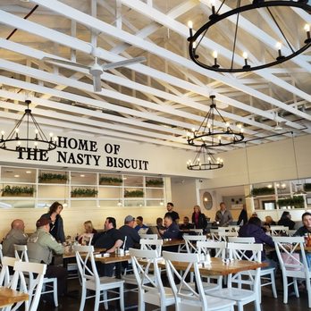 The Southern Cafe - Dining room - Southern Near Me - Roselle, Illinois The Southern Cafe - Dining room - Southern Near Me - Roselle, Illinois