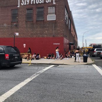 Brooklyn Steel - Music Venues Near Me - Brooklyn, New York Brooklyn Steel - Music Venues Near Me - Brooklyn, New York