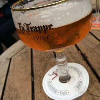 Bierproeflokaal in de Wildeman - Trappe :) - Pubs Near Me - Amsterdam, New Hampshire