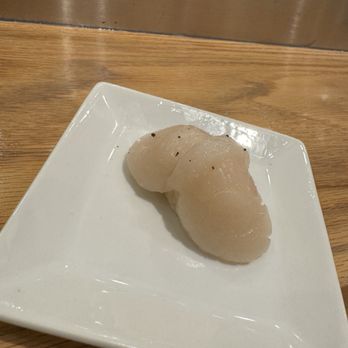 Fillet Sushi - Scallop sushi - Sushi Bars Near Me - Monrovia, California