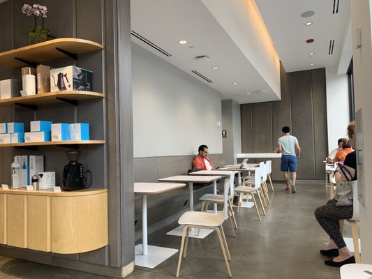 Blue Bottle Coffee by null