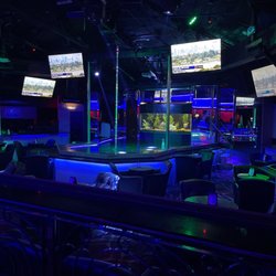 The Vault Gentlemen’s Club - Main stAge