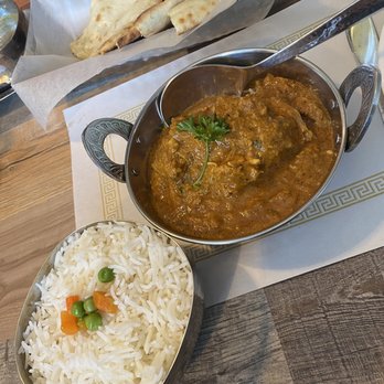 Moringa Indian Restaurant - Chicken Kurma (not as creamy or cashews as Korma) - Indian Near Me - Waterbury, Connecticut Moringa Indian Restaurant - Chicken Kurma (not as creamy or cashews as Korma) - Indian Near Me - Waterbury, Connecticut