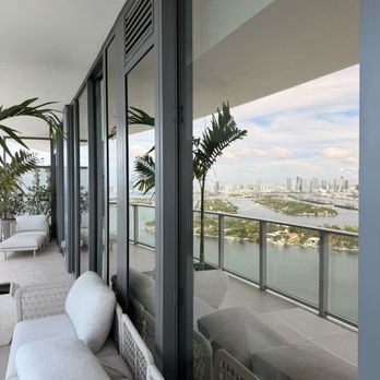 Clean My Mess Cleaning Services - Home Cleaning Near Me - Miami, Florida Clean My Mess Cleaning Services - Home Cleaning Near Me - Miami, Florida