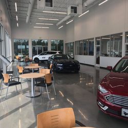 Crossroads Ford of South Boston