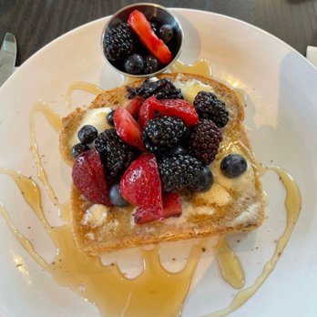 The Grocer's Table - Marscapone toast - Cafes Near Me - Wayzata, Minnesota The Grocer's Table - Marscapone toast - Cafes Near Me - Wayzata, Minnesota