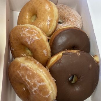 Donut Basket - Half duzin - Donuts Near Me - Milpitas, California