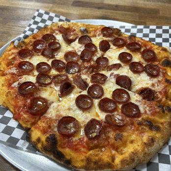 Pizzeria Fornace - Pepperoni 12" - Pizza Near Me - Toronto, Ontario Pizzeria Fornace - Pepperoni 12" - Pizza Near Me - Toronto, Ontario