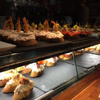Lizarran - Assortiments de Tapas... - Spanish Near Me - Figueres, GI Lizarran - Assortiments de Tapas... - Spanish Near Me - Figueres, GI