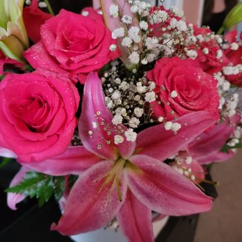 Sander Ranch Flowers - Anniversary bouquet, and they are the most beautiful and fragrant!! - Florists Near Me - Castle Rock, Colorado