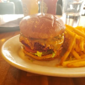 Ten Mile House - Beet burger and fries - American Near Me - Evanston, Illinois Ten Mile House - Beet burger and fries - American Near Me - Evanston, Illinois