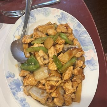 Golden Palace - Tender Garlic Chicken - Chinese Near Me - Cumming, Georgia Golden Palace - Tender Garlic Chicken - Chinese Near Me - Cumming, Georgia