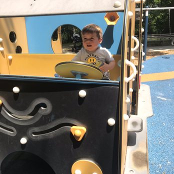 Chestnut Hills Park - The school bus - Parks Near Me - Arlington, Virginia Chestnut Hills Park - The school bus - Parks Near Me - Arlington, Virginia