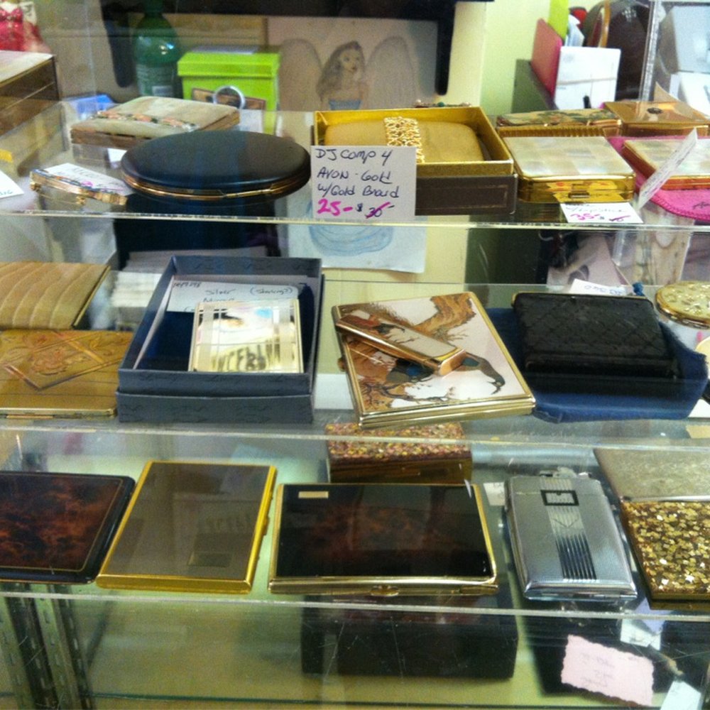 Resale Therapy - Used, Vintage & Consignment Near Me - Weymouth, Massachusetts Resale Therapy - Used, Vintage & Consignment Near Me - Weymouth, Massachusetts