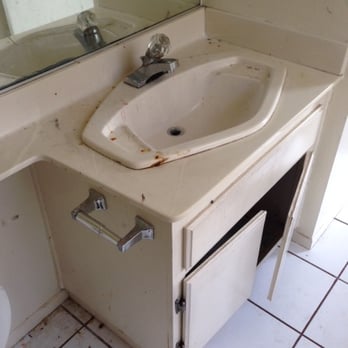 Maid in the USA Cleaning Services - before - Home Cleaning Near Me - Riverside, California