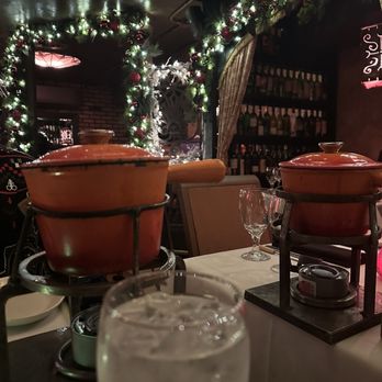 Geja's Cafe - Interior - Fondue Near Me - Chicago, Illinois